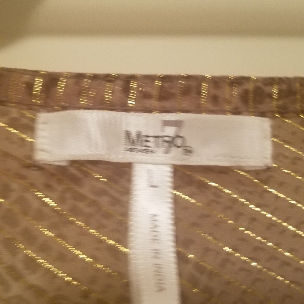 Tunic - Picture 5 of 5